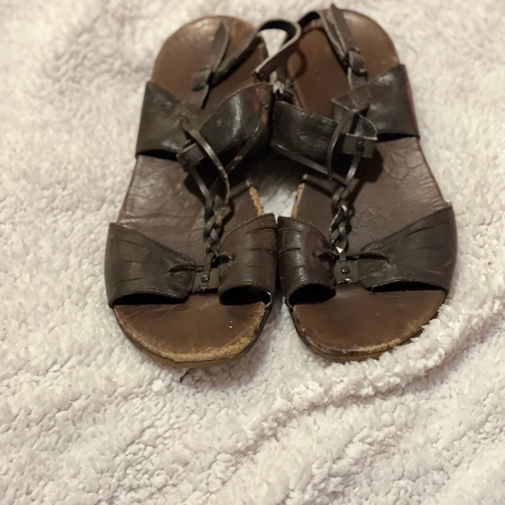 Merrell, size 9, brown sandals.
